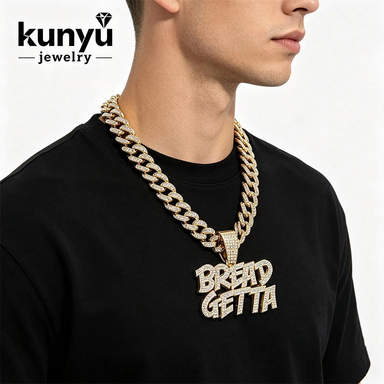 Pendentif lettre personnalisé