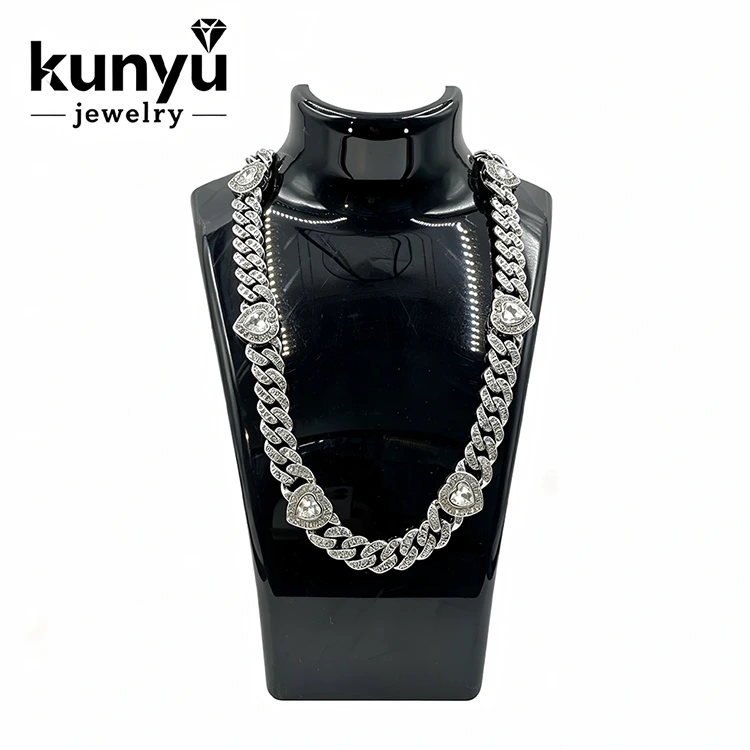 Chaîne de collier cubain faite à la main Chaîne de collier cubain faite à la main