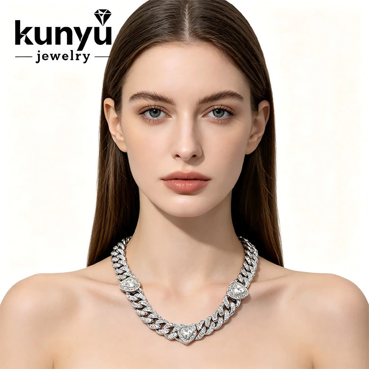 Chaîne de collier cubain faite à la main