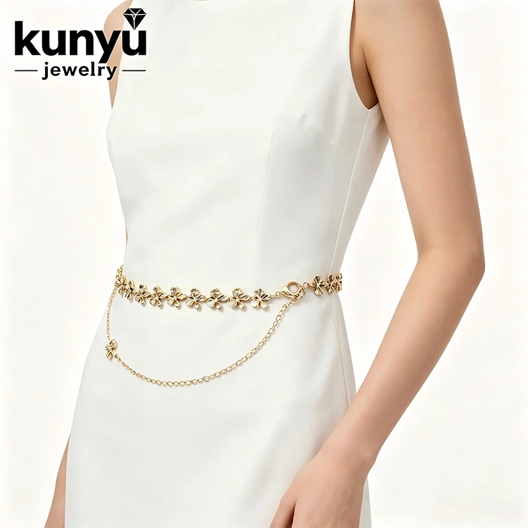 Ceinture à chaîne à la mode